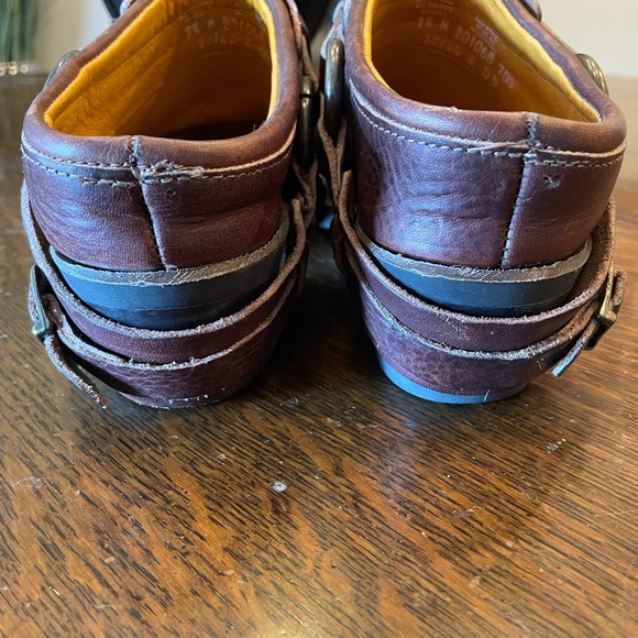 Frye leather booties. Size 7.5. Fit like an 8-8.5 - Picture 3 of 4